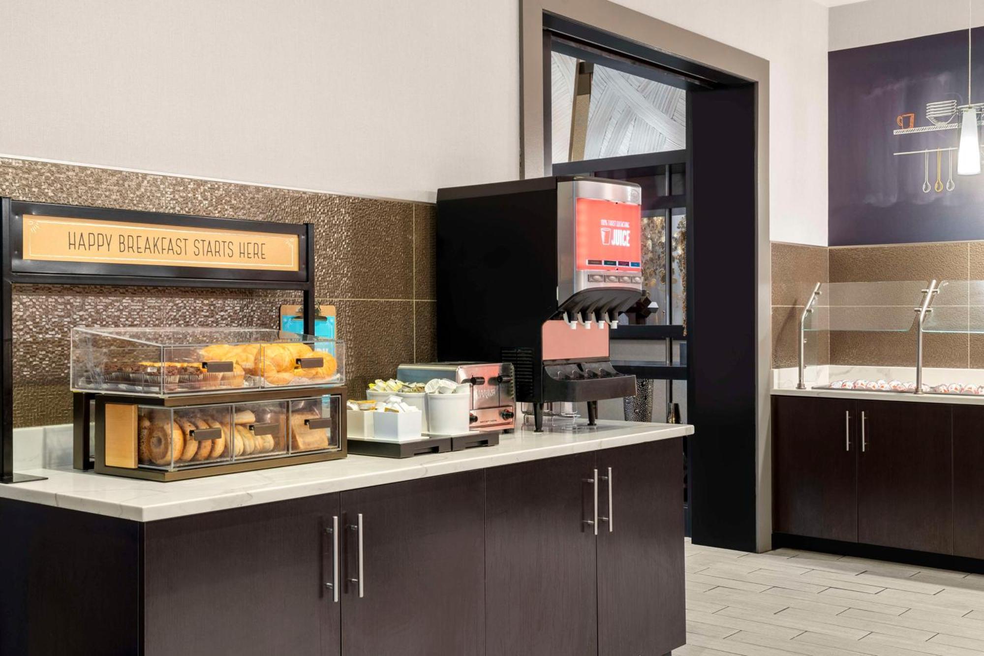 Hampton & Suites-worcester, Ma 3*